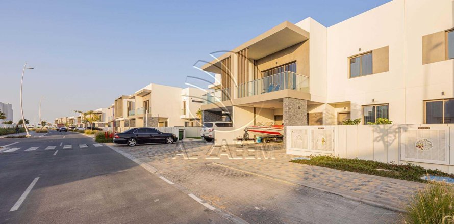 阿联酋 Abu Dhabi Yas Island 联排别墅 3 卧, 390 平方米 , 编号 615251