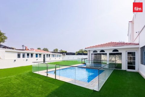 Dubai, BAE’de kiralık вилла 8 yatak odası, 1333.3 m² No 648079 - fotoğraf 24