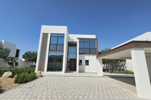 Pronë komerciale në Abu Dhabi, Emiratet e Bashkuara Arabe 4 dhoma gjumi, 337 m2. № 594752 - Foto 3