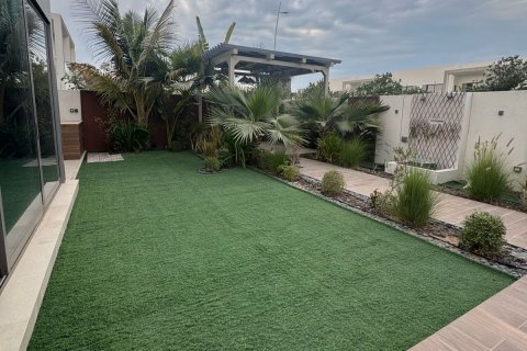 Shtëpi në qytet në Yas Island, Abu Dhabi, Emiratet e Bashkuara Arabe 3 dhoma gjumi, 333 m2. № 594765 - Foto 3