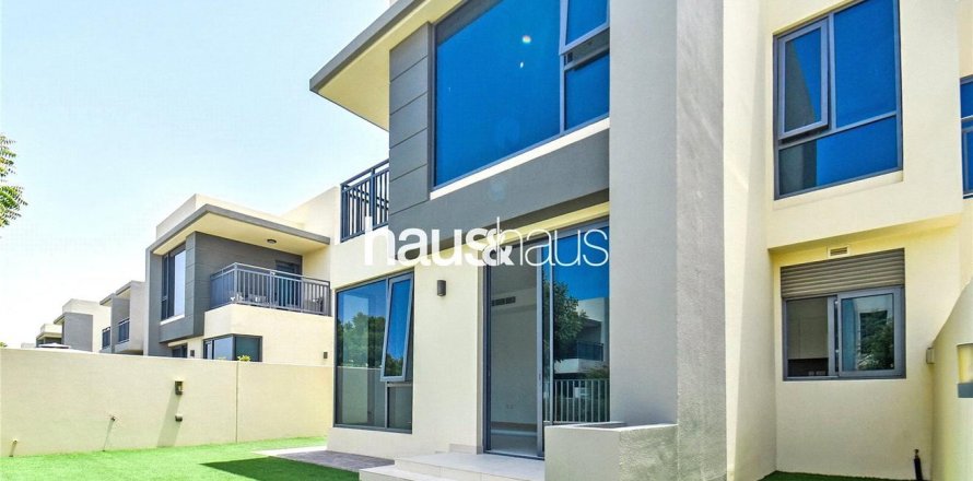 Vilë në Dubai Hills Estate, Dubai, Emiratet e Bashkuara Arabe 4 dhoma gjumi, 211 m2. № 627156