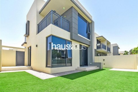 Vilë në Dubai Hills Estate, Dubai, Emiratet e Bashkuara Arabe 4 dhoma gjumi, 211 m2. № 627156 - Foto 2