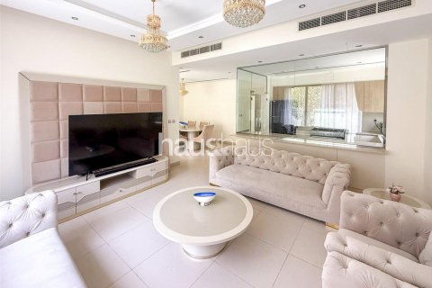 Vila v Dubai Hills Estate, Dubai, SAE 4 ložnice, 430 m² Č.: 627160 - fotografie 2