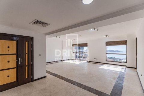 Apartmen di Jumeirah Beach Residence, Dubai, UAE 3 bilik tidur, 201.6 meter persegi № 743865 - foto 5