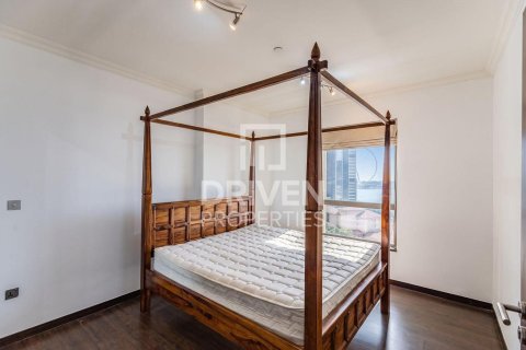 Apartmen di Jumeirah Beach Residence, Dubai, UAE 3 bilik tidur, 201.6 meter persegi № 743865 - foto 16