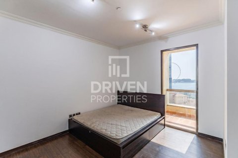 Apartmen di Jumeirah Beach Residence, Dubai, UAE 3 bilik tidur, 201.6 meter persegi № 743865 - foto 15