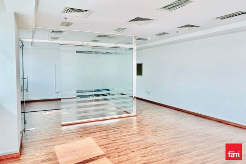 Oficina en alquiler en Al Barsha, Dubai, EAU 69 m2 № 661752 - foto 5