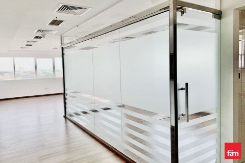 Oficina en alquiler en Al Barsha, Dubai, EAU 69 m2 № 661752 - foto 4