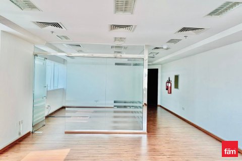 Oficina en alquiler en Al Barsha, Dubai, EAU 69 m2 № 661752 - foto 3