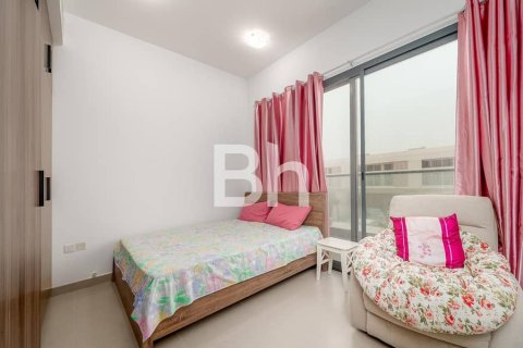 Al Furjan, Dubai, UAE의 판매용 타운하우스 침실 4개, 222제곱미터 번호 645371 - 사진 11