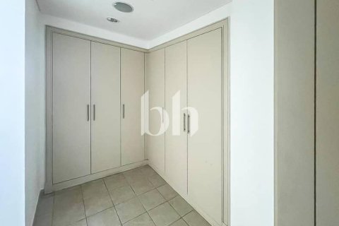 Villa te huur in Dubai Sports City, Dubai, VAE 5 slaapkamers, 640 vr.m., nr 645369 - foto 13
