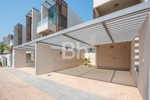 Vila u gradu Meydan, Dubai, UAE 6 spavaće sobe, 516 m2 Br. 645372 - Slika 13