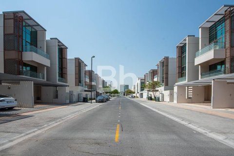 Vila u gradu Meydan, Dubai, UAE 6 spavaće sobe, 516 m2 Br. 645372 - Slika 12