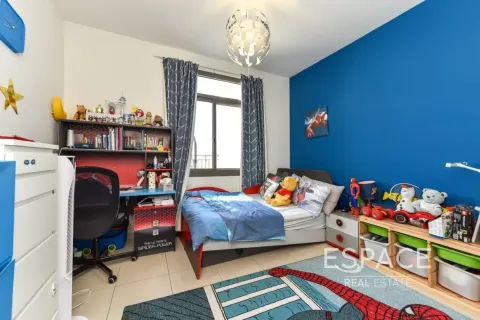 Kuća u nizu u Dubai, UAE 4 spavaćih soba, 217 m2 Br. 737920 - fotografija 12