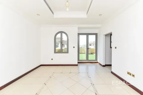Vila u Palm Jumeirah, Dubai, UAE 4 spavaćih soba, 465 m2 Br. 737917 - fotografija 10