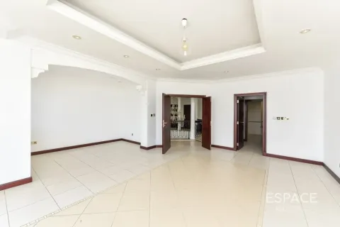 Vila u Palm Jumeirah, Dubai, UAE 4 spavaćih soba, 465 m2 Br. 737917 - fotografija 13