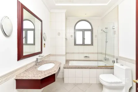 Vila u Palm Jumeirah, Dubai, UAE 4 spavaćih soba, 465 m2 Br. 737917 - fotografija 9