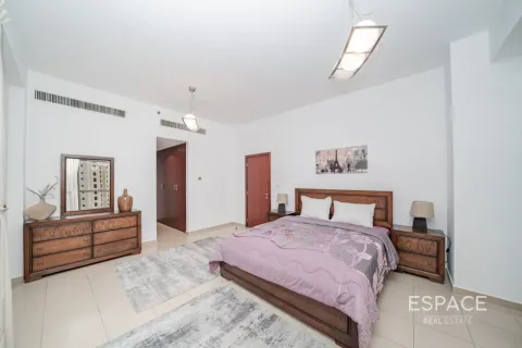 Jumeirah Beach Residence, Dubai, संयुक्त अरब अमीरात में अपार्टमेंट, 1 बेडरूम, 107 वर्ग मीटर, संख्या 737922 - फ़ोटो 12
