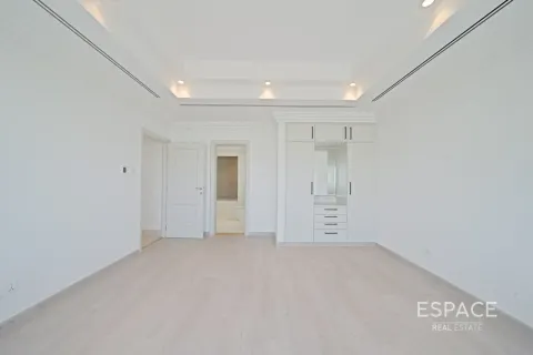 Vila u Meadows, Dubai, UAE 4 spavaćih soba, 441 m2 Br. 737918 - fotografija 8