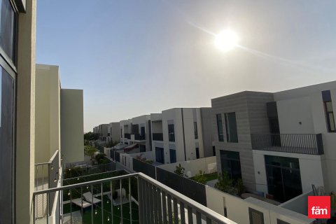 Villa en venta en Dubai, EAU 3 dormitorios, 127.9 m2 № 694210 - foto 10