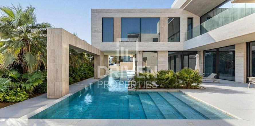 Villa in Jumeirah, Dubai, VAE: 7 Schlafzimmer, 1212 m2 Nr. 683127