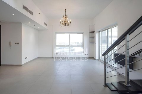 Dvoupatrový byt v Jumeirah Islands, Dubai, SAE 3 ložnice, 260 m² Č.: 682838 - fotografie 2