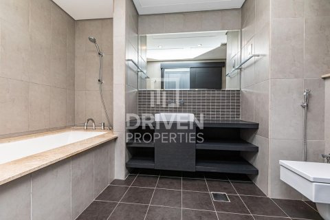 Dvoupatrový byt v Jumeirah Islands, Dubai, SAE 3 ložnice, 260 m² Č.: 682838 - fotografie 11