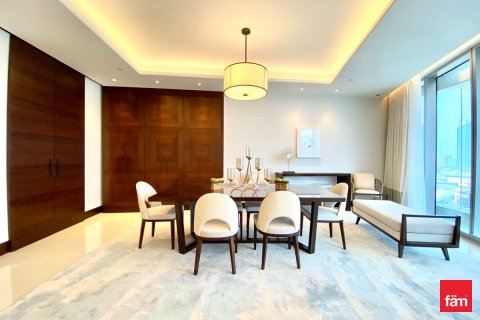 Appartement à vendre à  Downtown Dubai (Downtown Burj Dubai), Dubai, EAU 2 chambres, 157.9 m2 № 720294 - photo 4