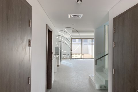 Vila na Yas Island, Abu Dhabi, UAE 3 spavaće sobe, 308 m2 Br. 662870 - Slika 2