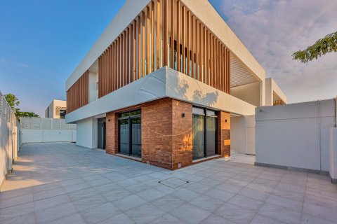 Yas Island, Abu Dhabi, संयुक्त अरब अमीरात में विला, 5 बेडरूम, 674 वर्ग मीटर, संख्या 662867 - फ़ोटो 3