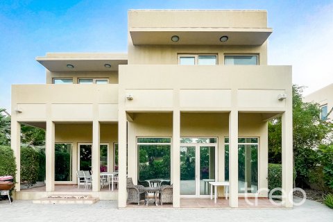 Vila u Arabian Ranches, Dubai, UAE 298.78 m2, 3 spavaćih soba Br. 755417