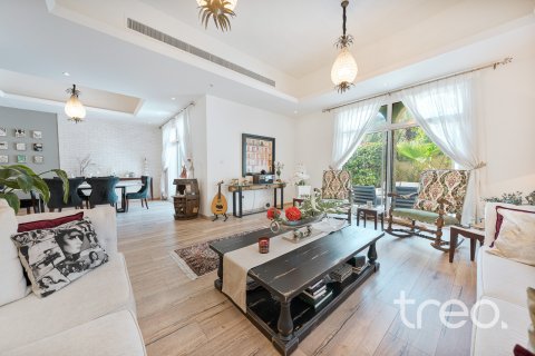 Villa i The Villa, Dubai, Emiratene 5 soverom, 371.61 kvm nr. 755418