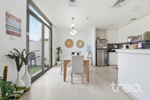 Townhouse de vânzare în Town Square, Dubai, EAU 3 dormitoare, 200.02 mp. №755454 - poză 5
