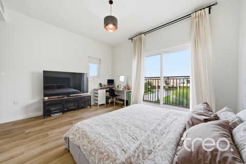 Casa urbana para venda em Dubai Land, Dubai, EAU 3 quartos, 210.33 m2 № 755455 - foto 13