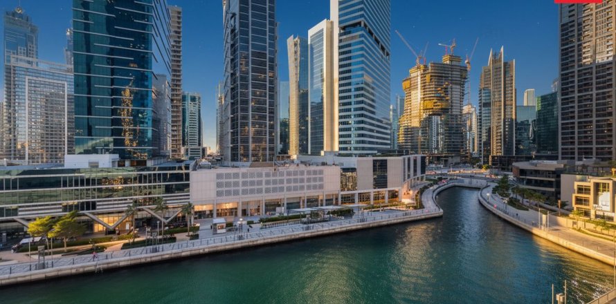 Appartamento a Business Bay, Dubai, EAU 2 camere da letto, 113.1 mq. № 691217