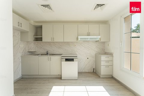 Villetta a schiera in affitto a Dubai, EAU 2 camere da letto, 212.1 mq. № 691216 - foto 2