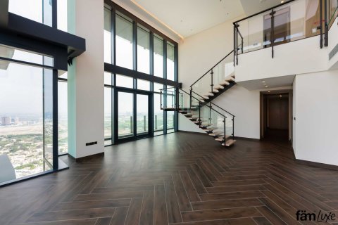 Müüa korter asukohaga Zabeel, Dubai, AÜE: 3 magamistoaga, 351.6 m² Nr 691214 - pilt 2