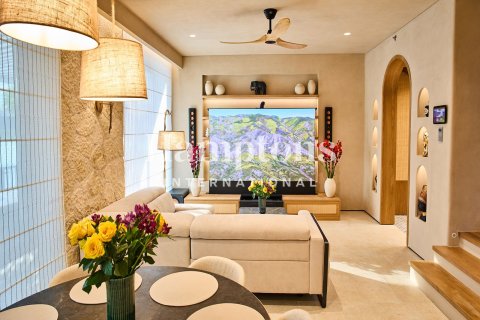 Huoneisto Dubai Hills Estate, Dubai, Arabiemiraatit 3 makuuhuonetta, 191.38018000 m2 № 717985 - kuva 5