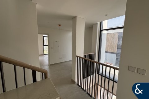 Βίλα σε Mudon, Dubai, ΗΑΕ 4 υπνοδωμάτια, 244 τ.μ. Αρ. 698159 - φωτογραφία 10