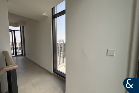 Βίλα σε Mudon, Dubai, ΗΑΕ 4 υπνοδωμάτια, 244 τ.μ. Αρ. 698159 - φωτογραφία 19