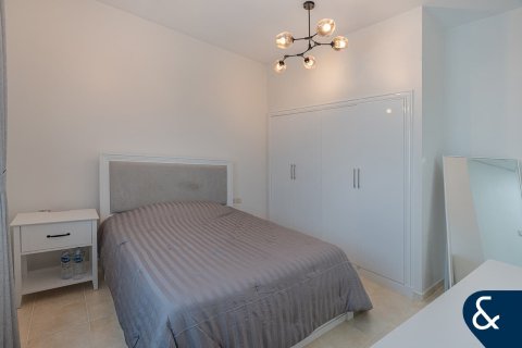 Villa itt: Dubai Sports City, Dubai, EAE, 5 hálószoba, 357 m², azonosító: 698267 - fénykép 16