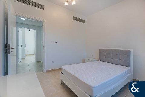 Villa itt: Dubai Sports City, Dubai, EAE, 5 hálószoba, 357 m², azonosító: 698267 - fénykép 15