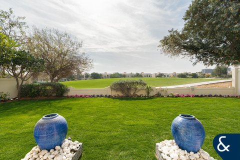 Villa itt: Dubai Sports City, Dubai, EAE, 5 hálószoba, 357 m², azonosító: 698267 - fénykép 22