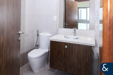 Lakás itt: Business Bay, Dubai, EAE, 2 hálószoba, 119 m², azonosító: 698161 - fénykép 7