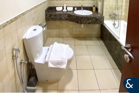 Üürile anda korter asukohaga Jumeirah Beach Residence, Dubai, AÜE: 2 magamistoaga, 120 m² Nr 698157 - pilt 7