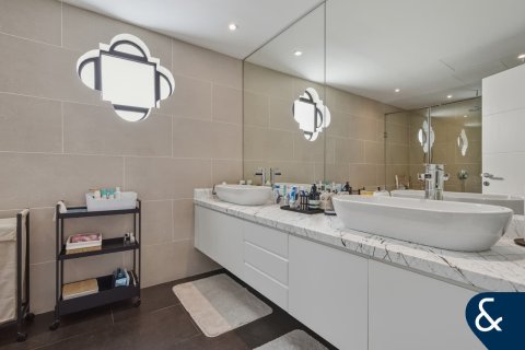 Villa te huur in Jumeirah Islands, Dubai, VAE 5 slaapkamers, 567 vr.m., nr 698266 - foto 28