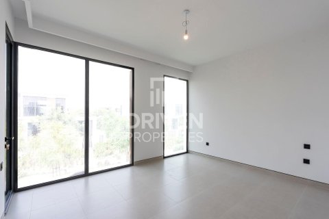 Huvila Tilal Al Ghaf, Dubai, Arabiemiraatit 5 makuuhuonetta, 502.61 m2 № 745321 - kuva 5