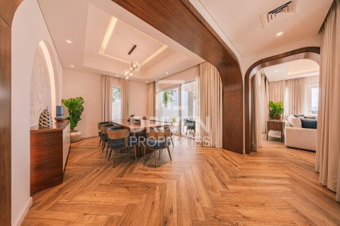 וילה להשכרה ב Al Garhoud, Dubai, איחוד האמירויות  4 חדרי שינה, 3461.01 מ"ר, מספר 745315 - תמונה 19