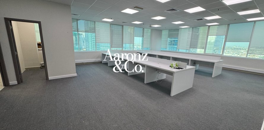 Oficina en Business Bay, Dubai, EAU 154 m² № 703503