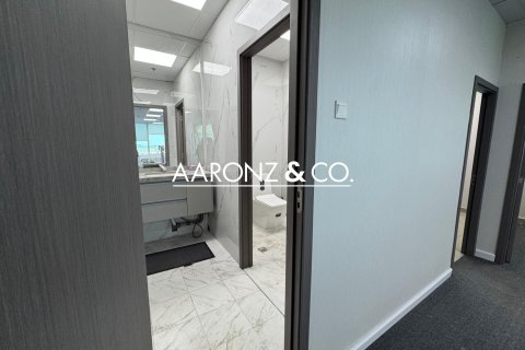 Офис Бизнес-Бэй, Дубай, БАӘ-да 154 м² № 703503 - фото 6